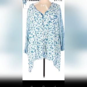 5x plus woman within shirt